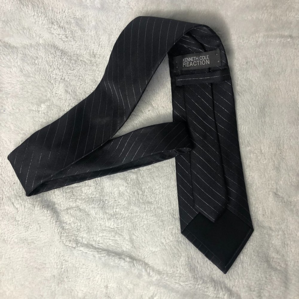 Kenneth Cole Reaction Silk-Blend Tie